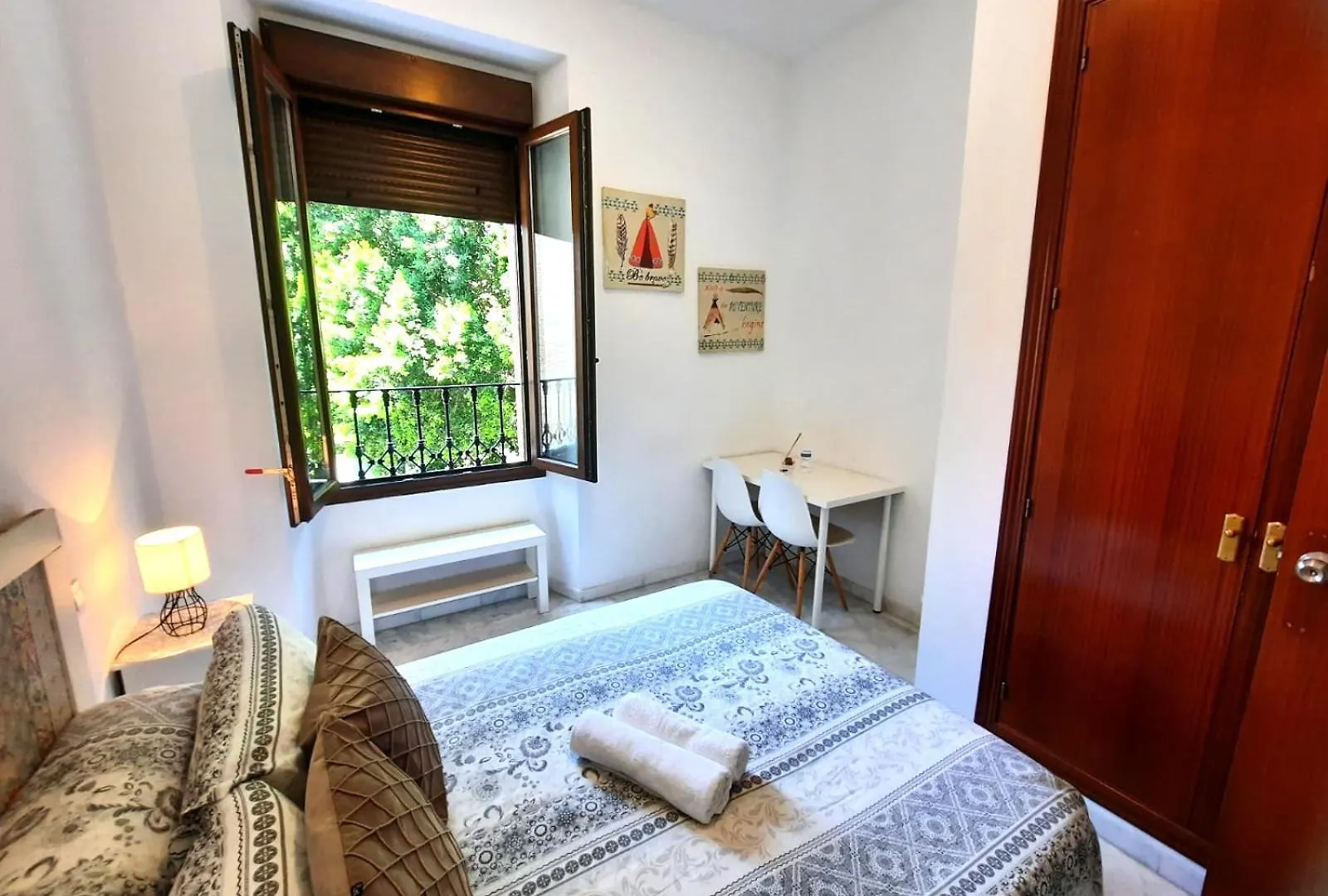Budget & Lovely Rooms Las Setas 塞维利亚 公寓